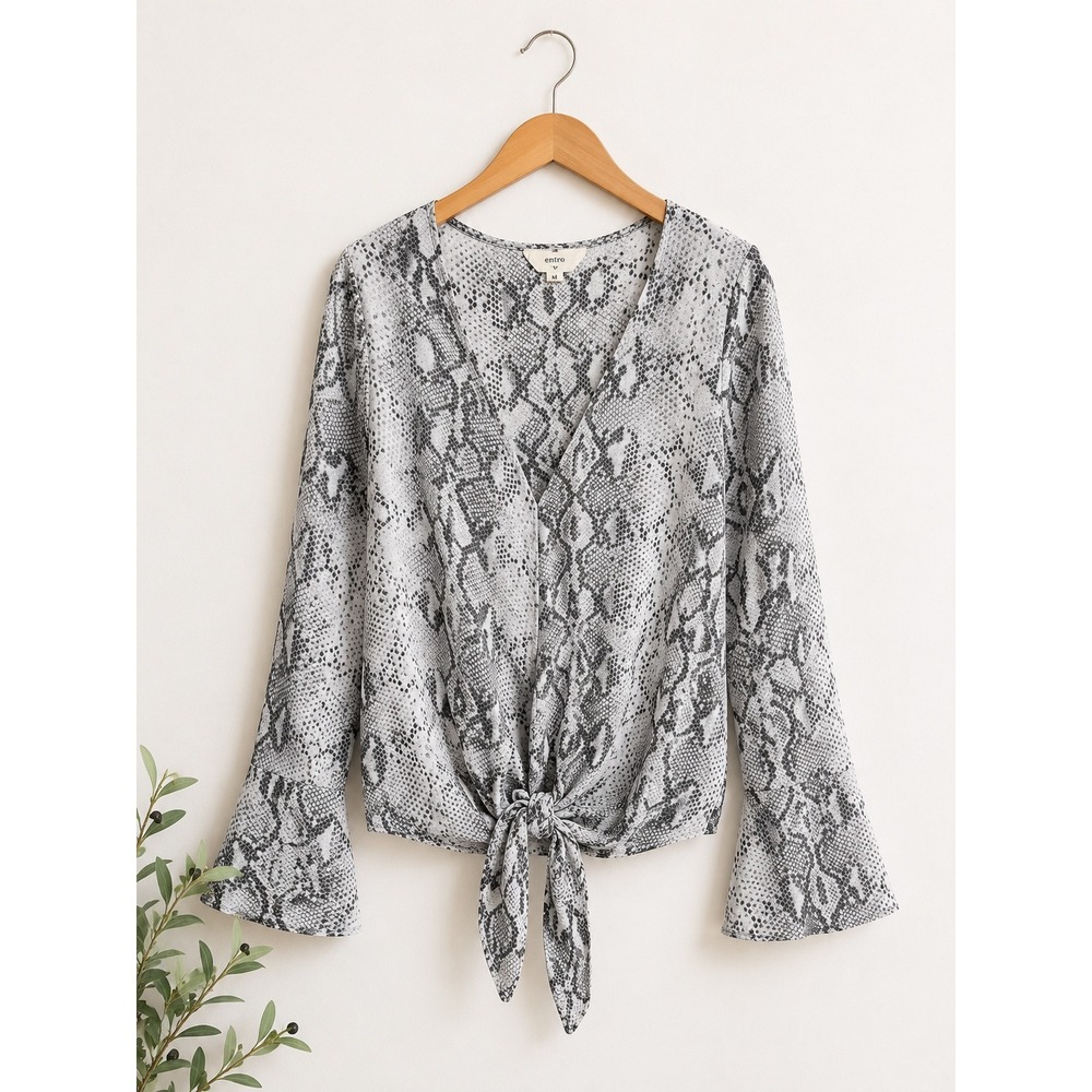 Entro Snake Print Tie Front Blouse‎ Women Size M Grey Boho T11256